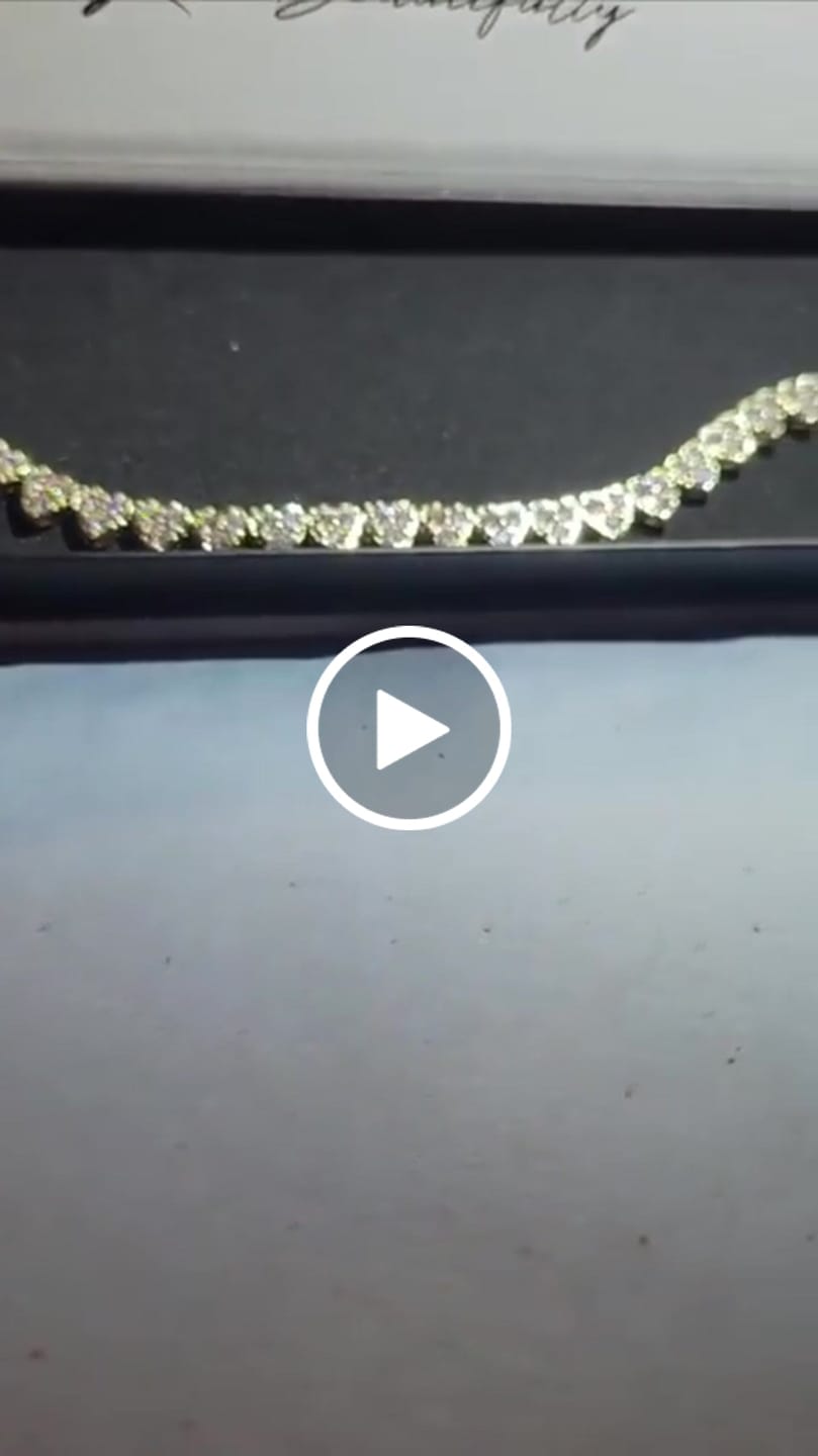 Customer video review of Donna 18k White Gold Plated Silver Heart Bracelet with Simulated Diamond Crystals