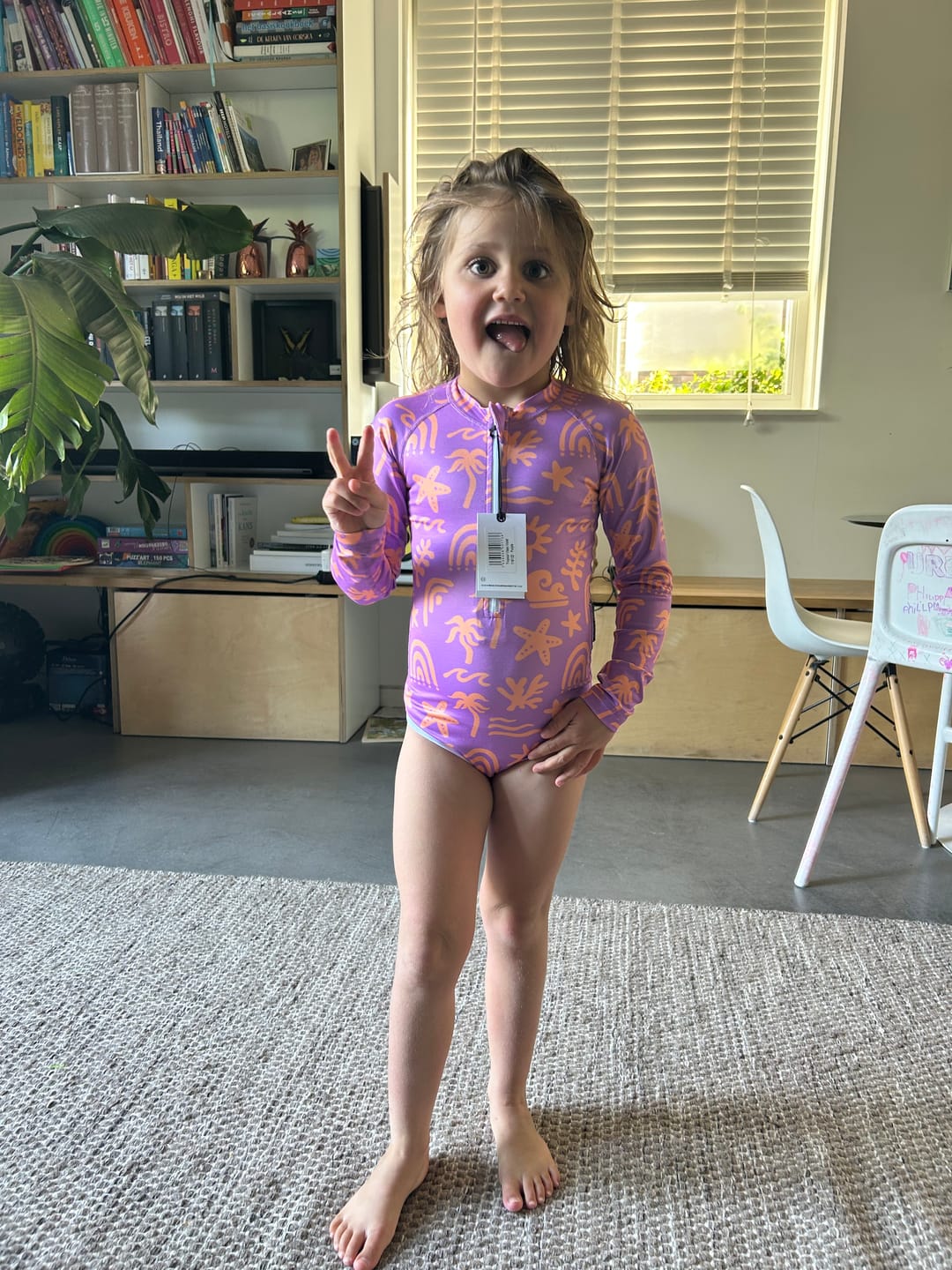 Customer photo review of TROPICAL VIBES VIOLET