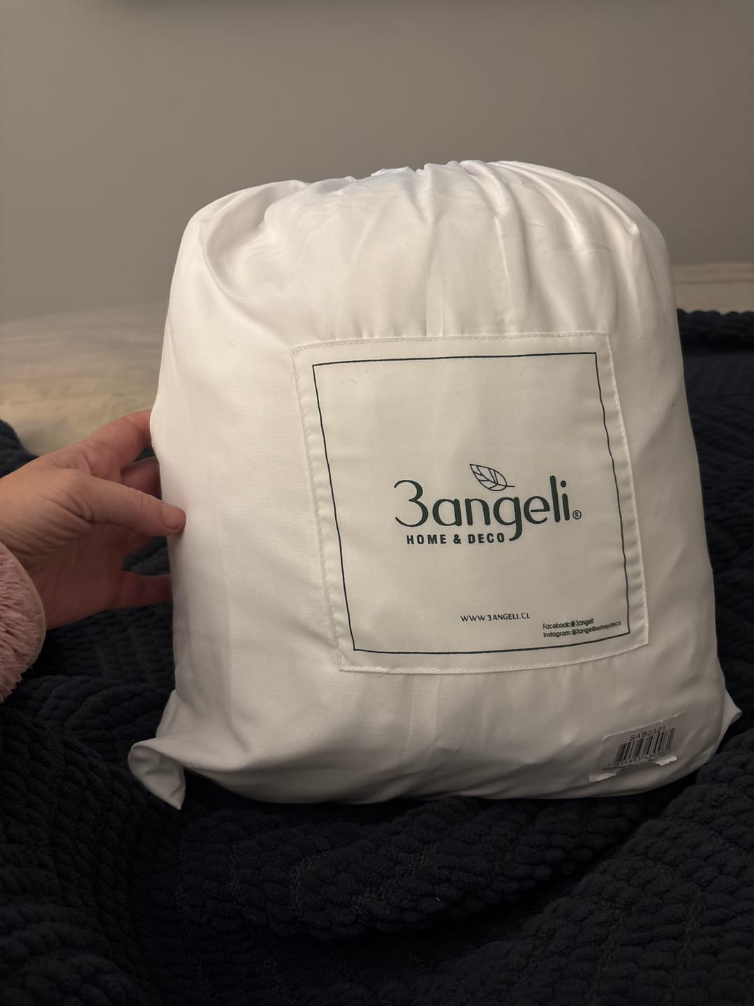 Customer photo review of Sábanas Lujo 1800 Hilos - King - Soft Touch