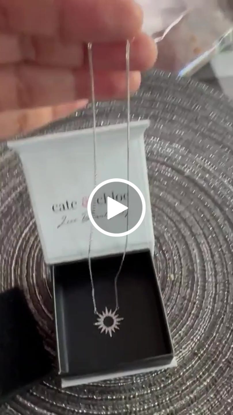Customer video review of Evie 18k White Gold Plated Necklace with Swarovski Crystals