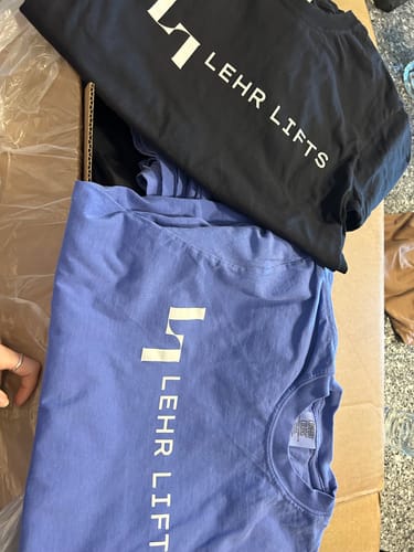 Customer photo review of Comfort Colors Garment-Dyed Heavyweight T-Shirt - 1717