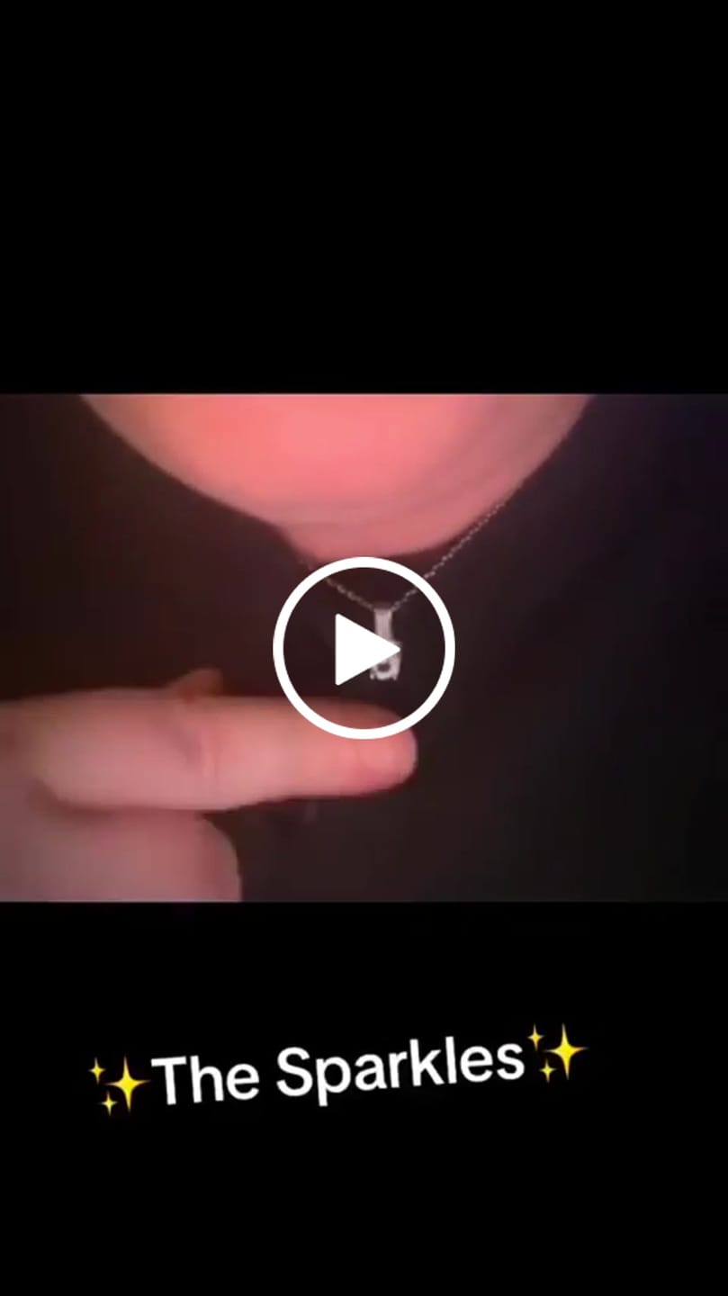 Customer video review of Laya 18k White Gold Plated Pendant Necklace with Swarovski Crystals