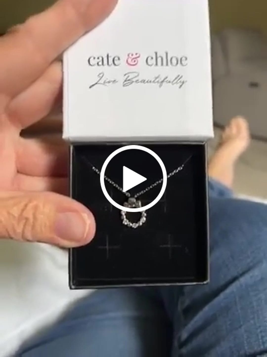 Customer video review of Edith 18k White Gold Plated Silver Ribbon Necklace with Swarovski Crystals