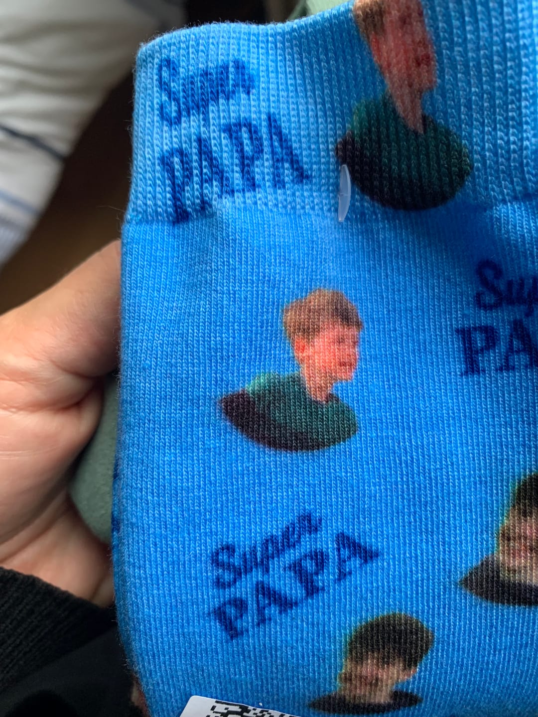 Customer photo review of Meilleur Papa - Chaussettes personnalisées pour parents et grands-parents