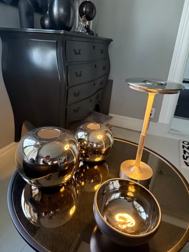 Customer photo review of Bordslampa Iron - Portabel - Batteridriven 4000 mAH