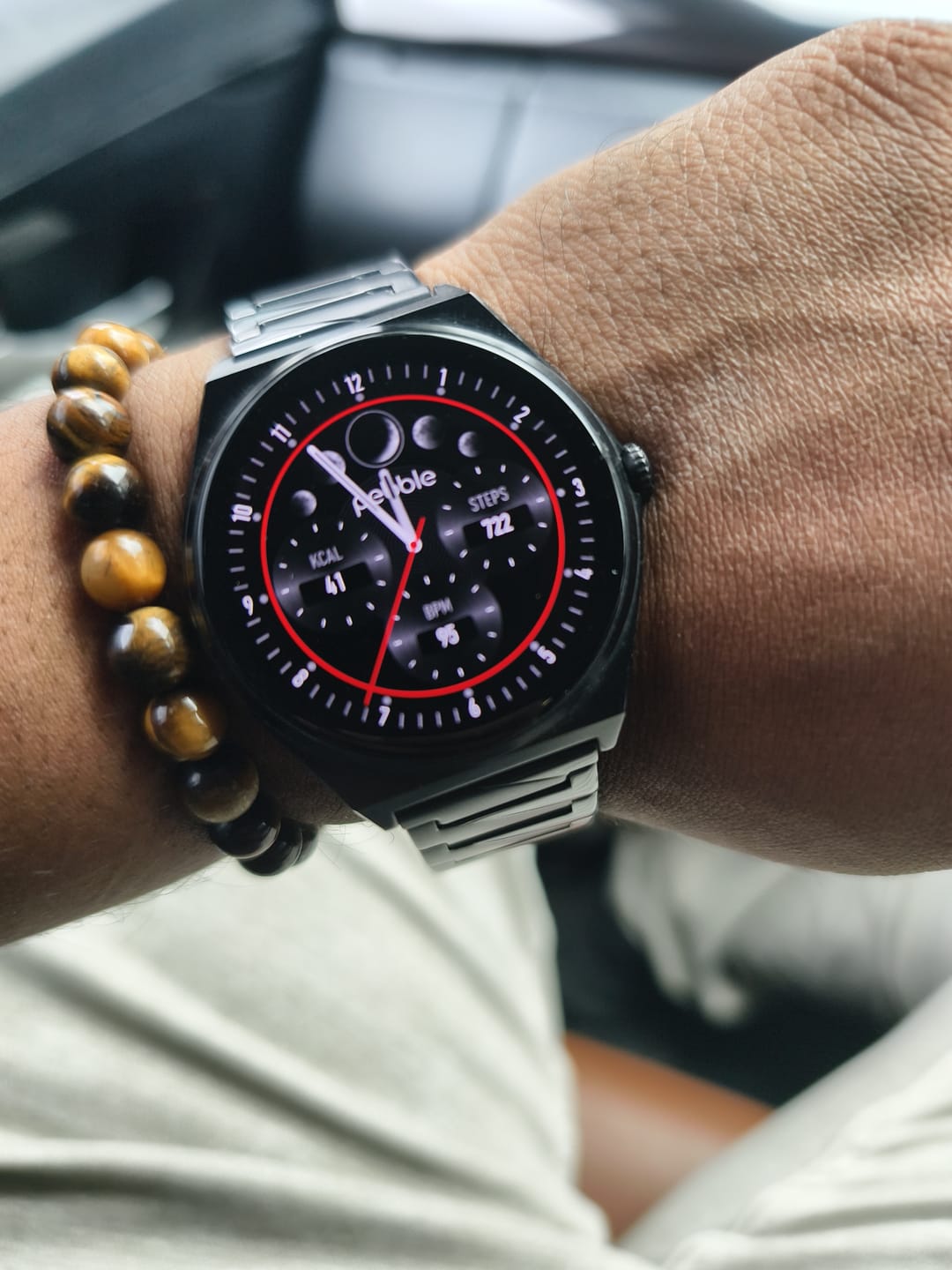 Customer photo review of Pebble Royale Steel
