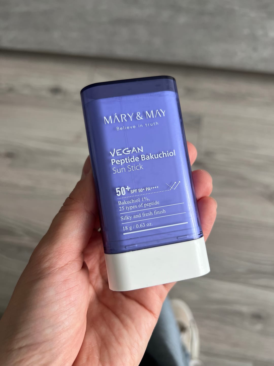 Customer photo review of Saules aizsardzības krēms ar Peptīdiem un Bakuchiolu Mary&May Vegan Peptide Bakuchiol Sun Stick SPF50+ PA++++