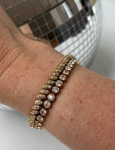 Customer photo review of Valeria Bracelet