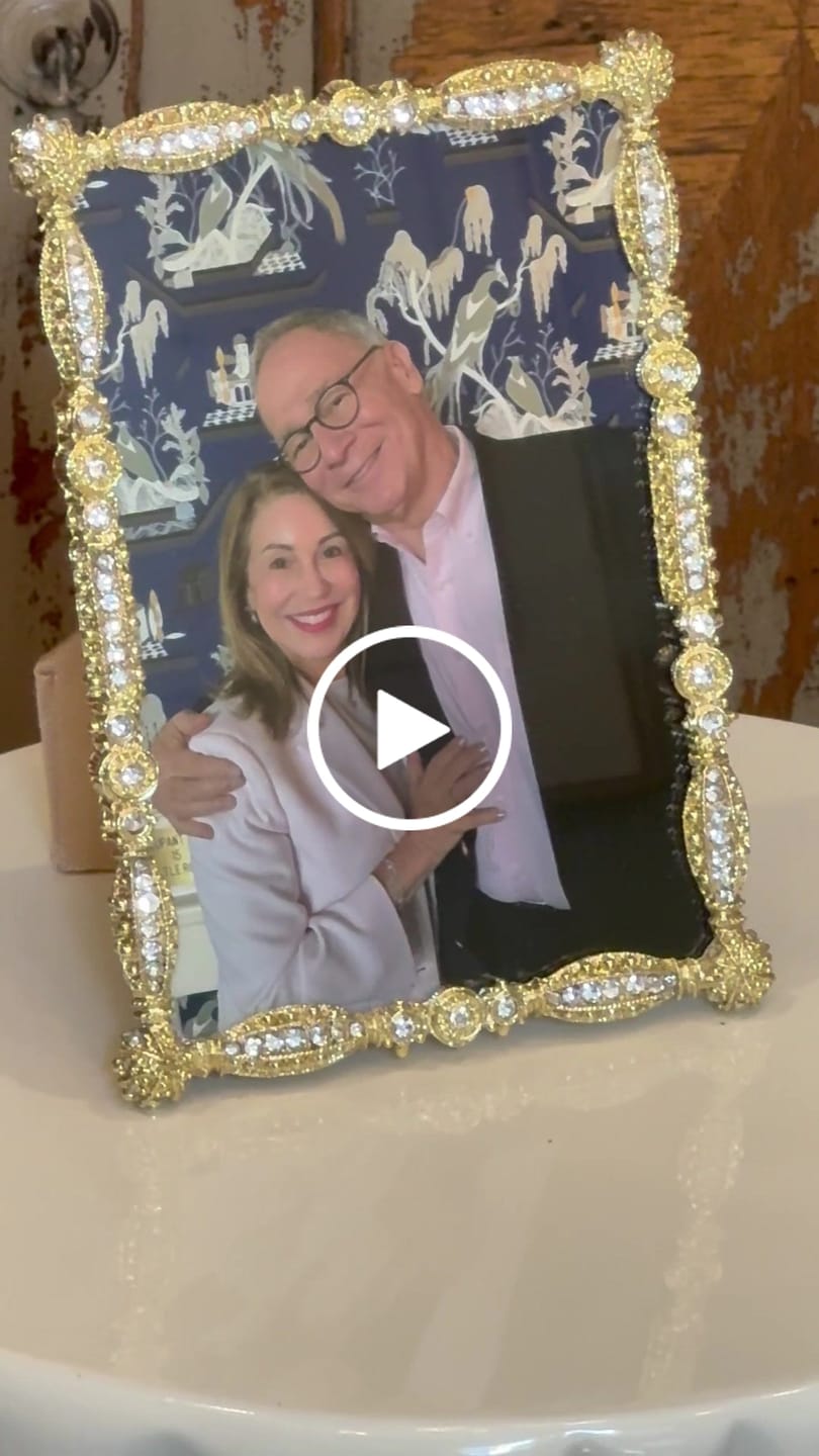 Customer video review of Asbury Picture Frame