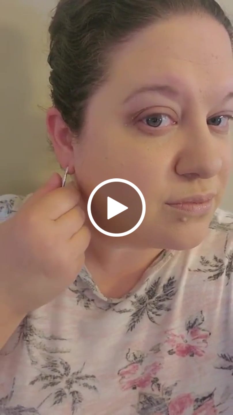 Customer video review of Sylvia 18k White Gold Plated 25mm Heart Hoop Earrings with Swarovski Crystals