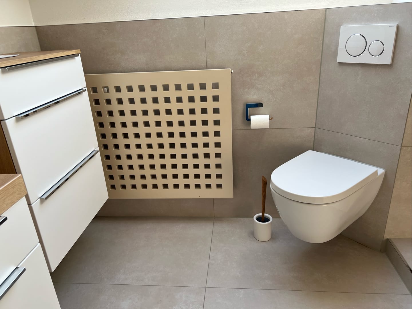 Customer photo review of Toilettenbürste WOODLINE Set Keramik weiss