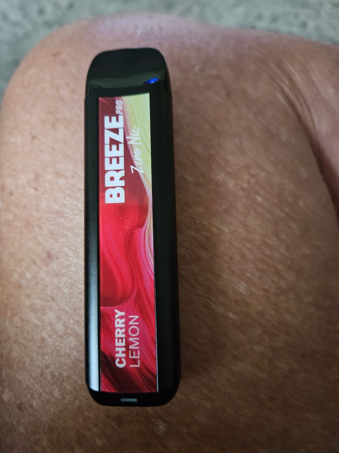 Customer photo review of Breeze Pro 0% Nicotine Disposable Vape