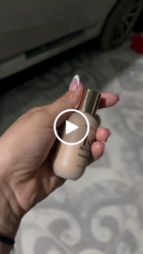 Customer video review of BASE DE MAQUILLAJE LÍQUIDA 1ST SCENE