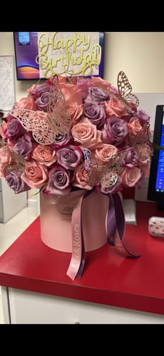 Customer photo review of Pink & Purple Roses HatBox