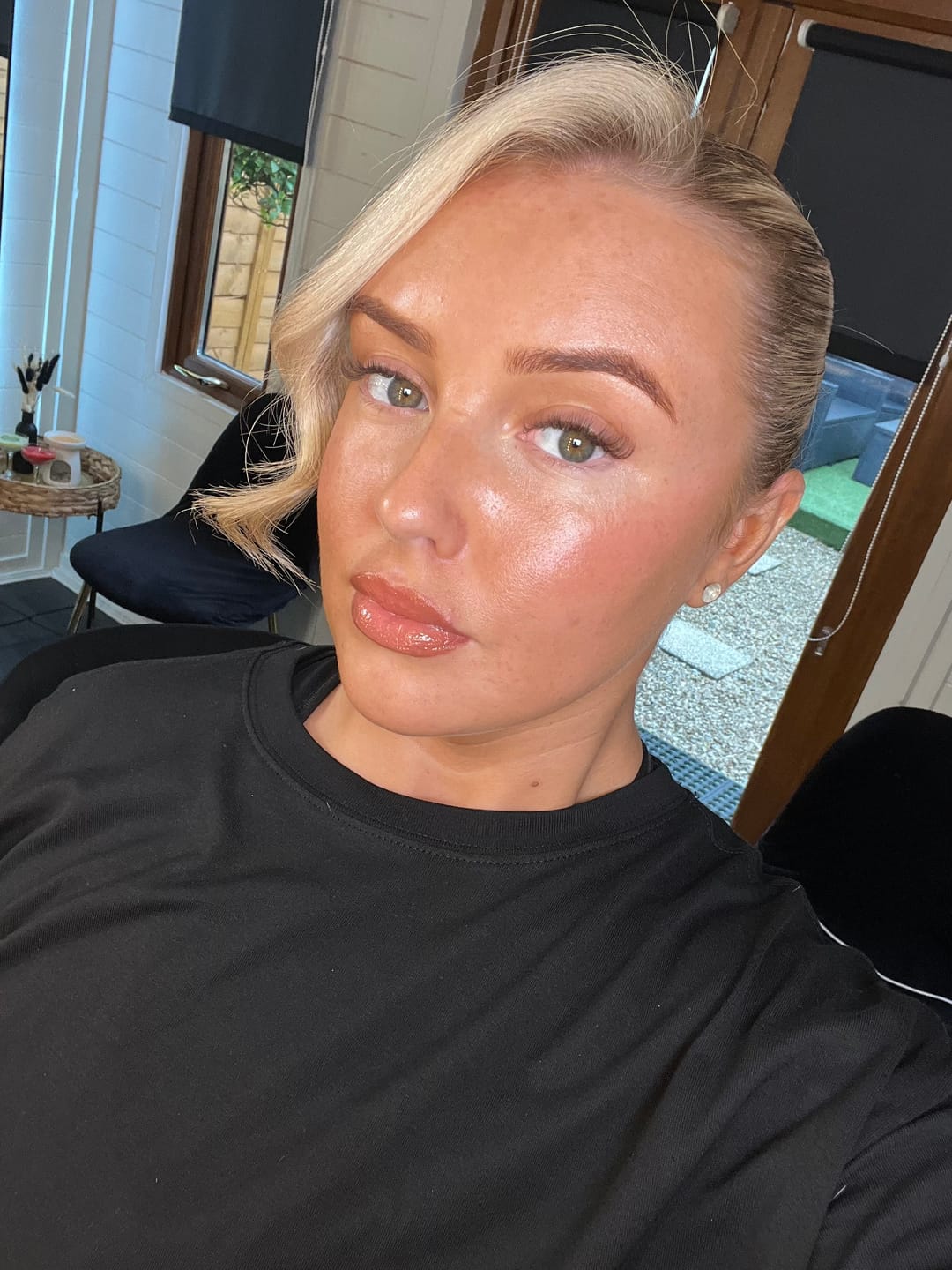 Customer photo review of Complete Canvas Complexion Palette
