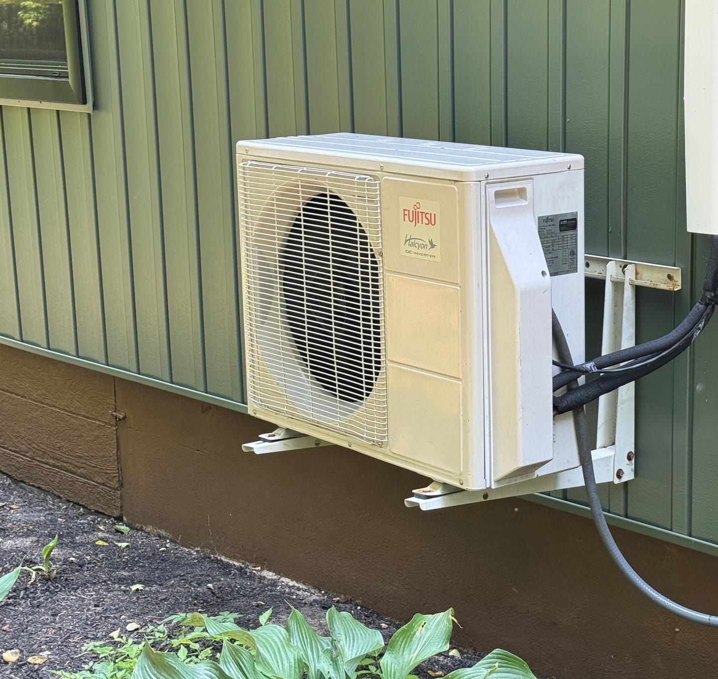 Customer photo review of Mini-Split AC Cover - Black