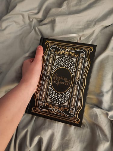 Customer photo review of Reading Journal - Black