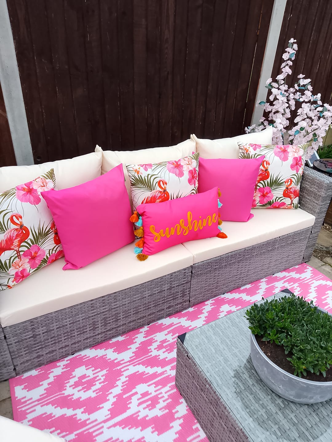 Customer photo review of Water Resistant Outdoor Scatter Cushion Garden Square Cushions Furniture Pillows