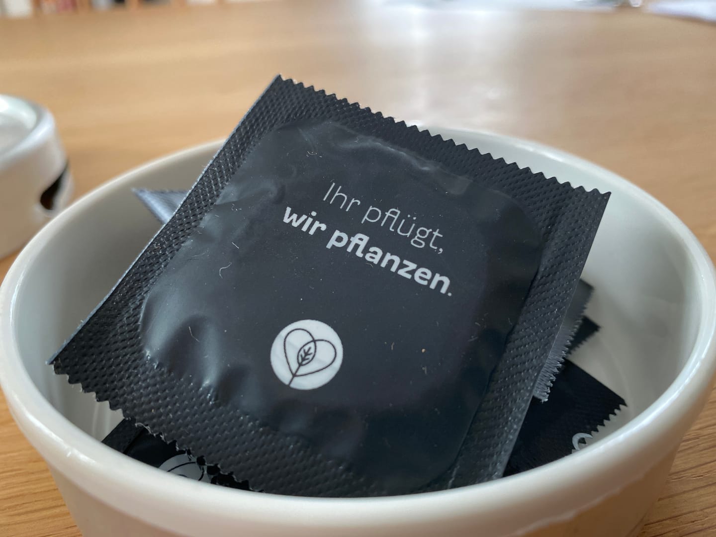 Customer photo review of Releaf | Baumpflanzende Kondome