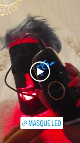 Customer video review of Masque LED Thérapie Pro