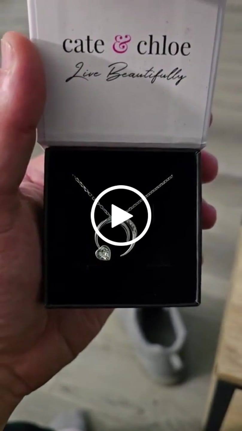 Customer video review of Aelin 18k White Gold Plated Crescent Heart Pendant Necklace with Swarovski Crystals