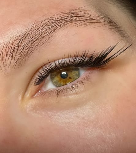 Customer photo review of Isamaya x Lashify Edge Gossamer® Lash