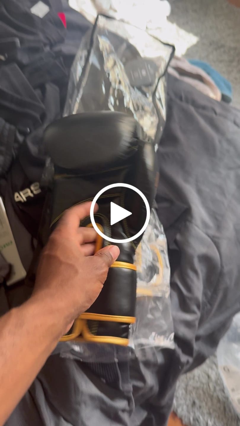 Customer video review of Custom Black PU Leather Boxing Training Gloves  C12