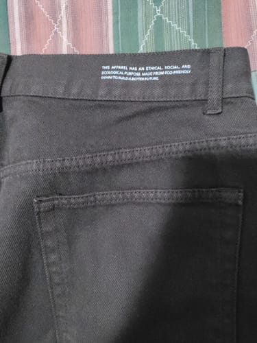 Sonia M. review of Calça Jeans Reta Araçá Marrom Escuro image 1 out of 1