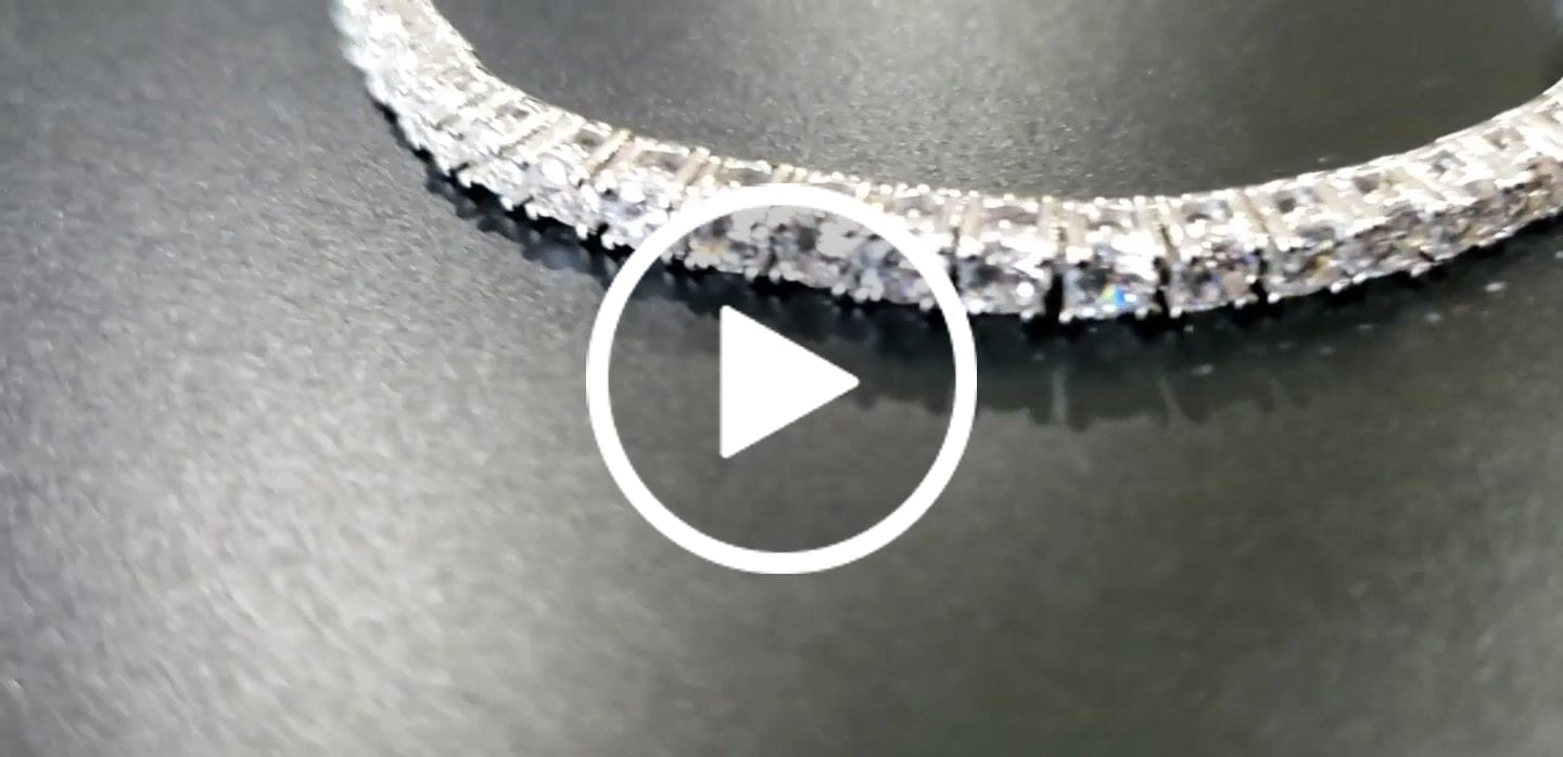 Customer video review of Kaylee 18k White Gold Plated Tennis Bracelet with Simulated Diamond Crystals