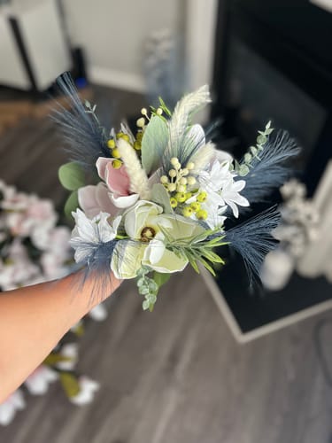 Customer photo review of Bulk 70Pcs Mixed Faux Flowers and Greenery Eucalyptus Leaves Stems for DIY Wholesale
