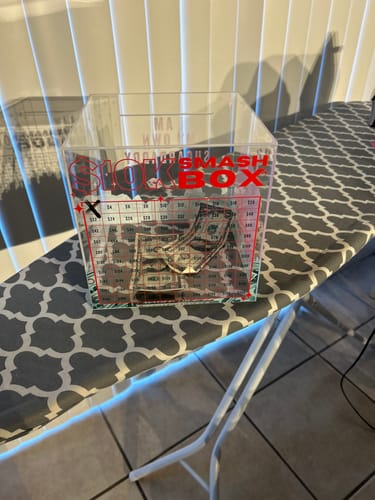 Customer photo review of Luxe Red | $10k Smashbox