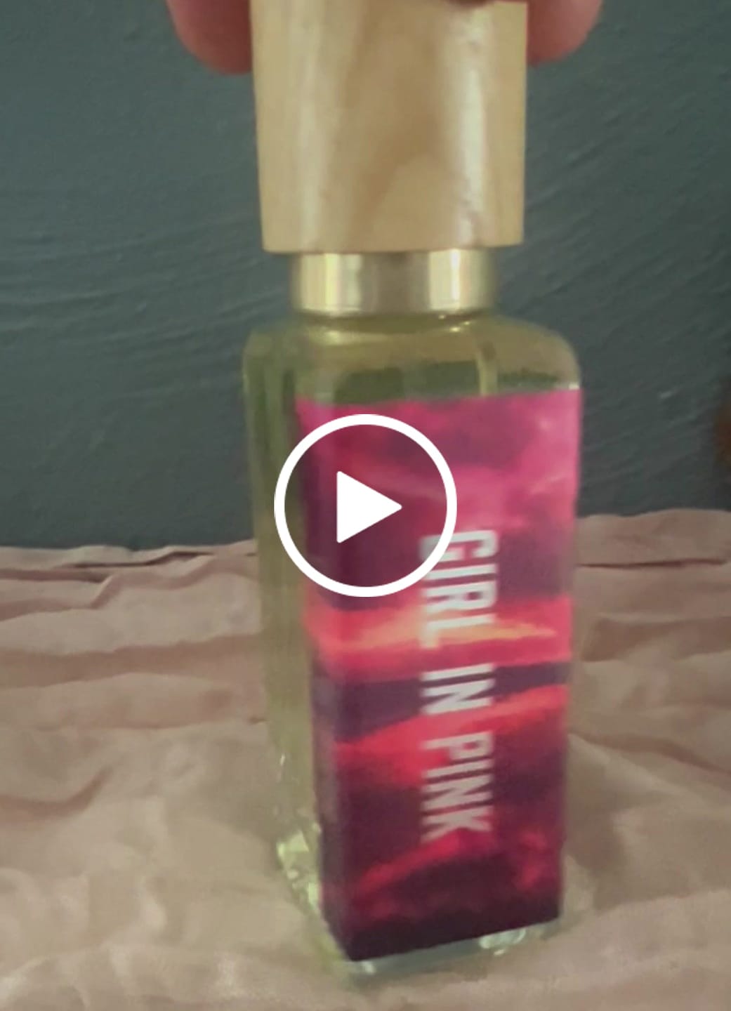 Customer video review of Girl In Pink
