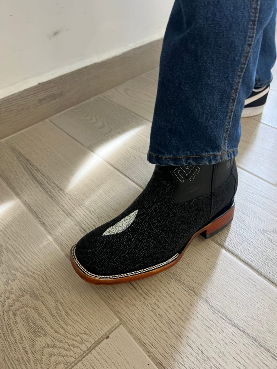 Customer photo review of BOTAS BULLDOG MANTARRAYA NEGRO