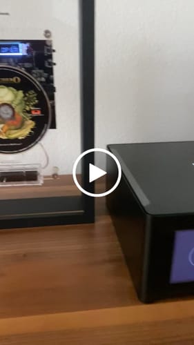 Customer video review of M1