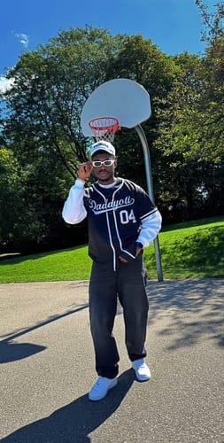 Customer photo review of Custom Baseball Jersey Stitched Personalized Baseball Sports Uniform For Men Women Boy