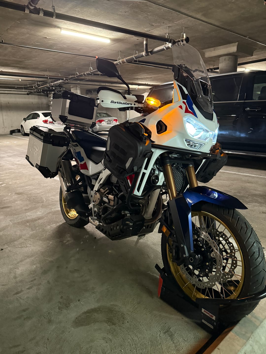 Customer photo review of PIKE TRACKER Series Side Cases and Top Case-HONDA CRF1100L ADV (2020- )
