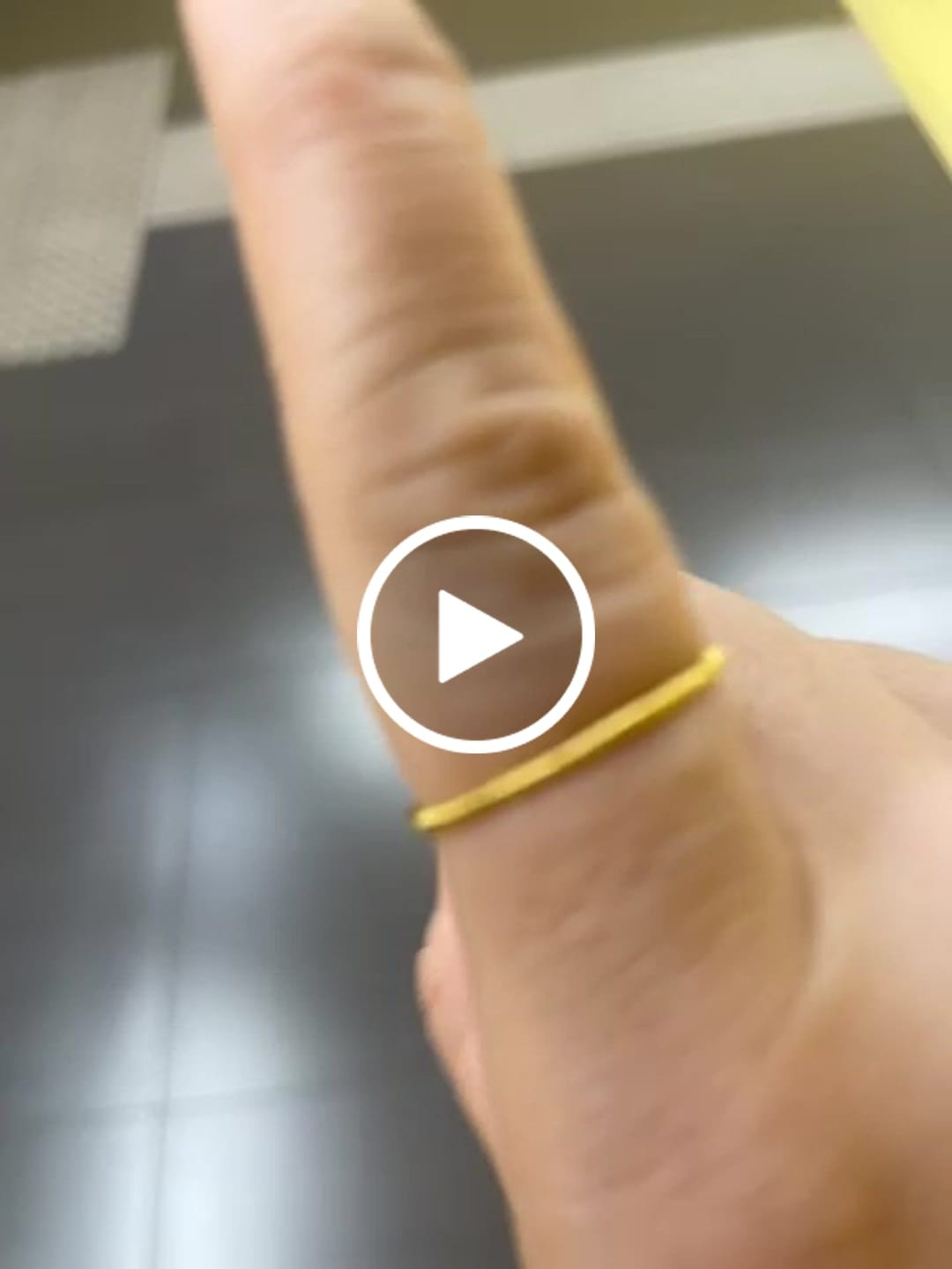 Customer video review of Anillo Domi Bolitas