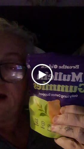 Customer video review of The Lung Detox Mullein Gummies