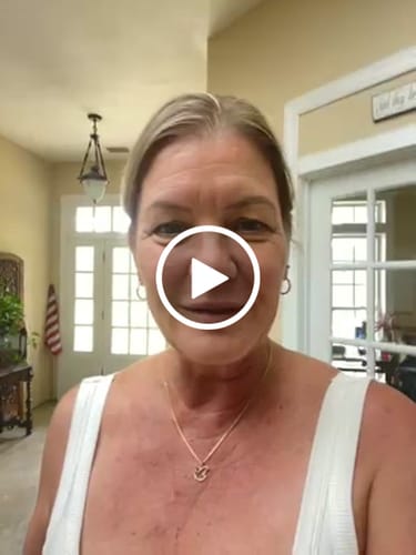 Customer video review of Besque™ Magic Body Oil - 100ml