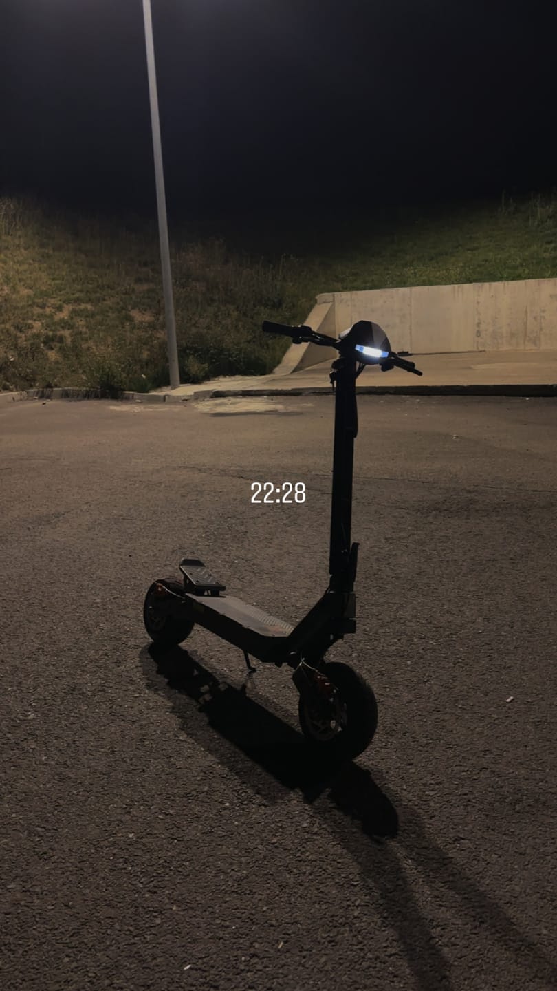 Customer photo review of KuKirin G4 Electric Scooter