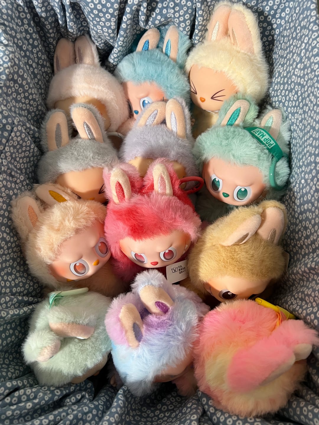 Customer photo review of Pop Mart Labubu The Monsters Big into Energy Series Vinyl Plush Pendant Sealed Case (6 Blind Boxes)