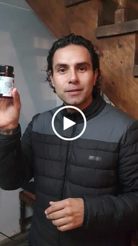 Customer video review of Cola de Pavo en Capsulas - Ultra Concentrado