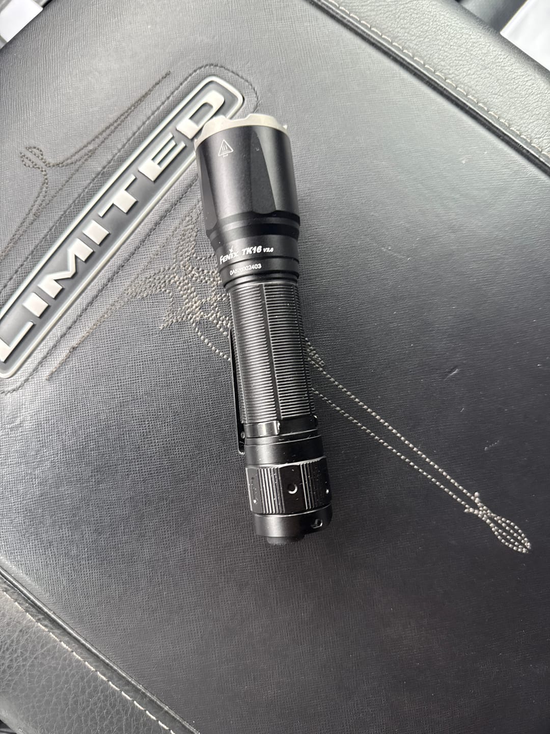 Customer photo review of Fenix TK16 V2.0 - 3100 lumens - Rechargeable USB-C - Pack complet