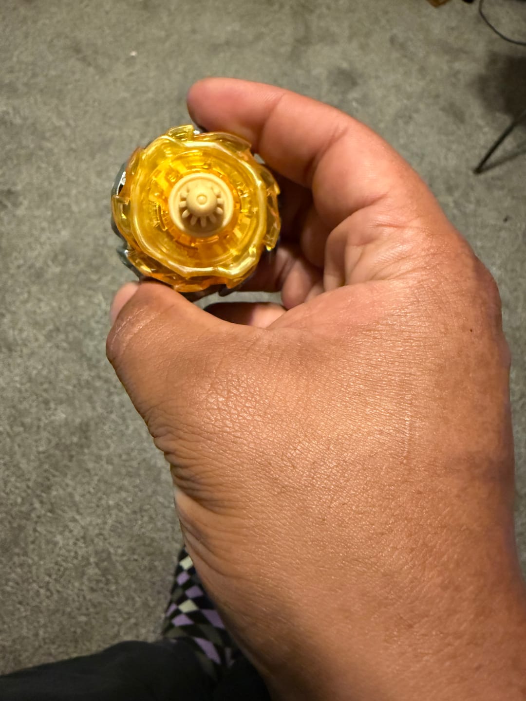 Customer photo review of [Pre-Order Lot 2 TBA] Takara Tomy Beyblade X CX-06 FoxBrush J9-70GR Random Booster Select