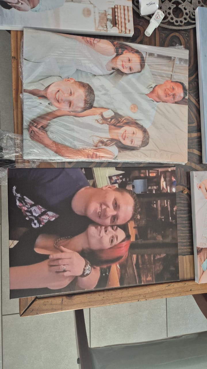 Customer photo review of 6 x A3 Canvas Combo
