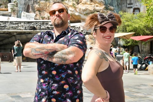 Customer photo review of Star Wars™ "Synthwave Dogfight" – KUNUFLEX Short Sleeve Shirt