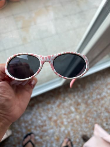 Customer photo review of Sweetheart - Kids Sunglasses from 2 years