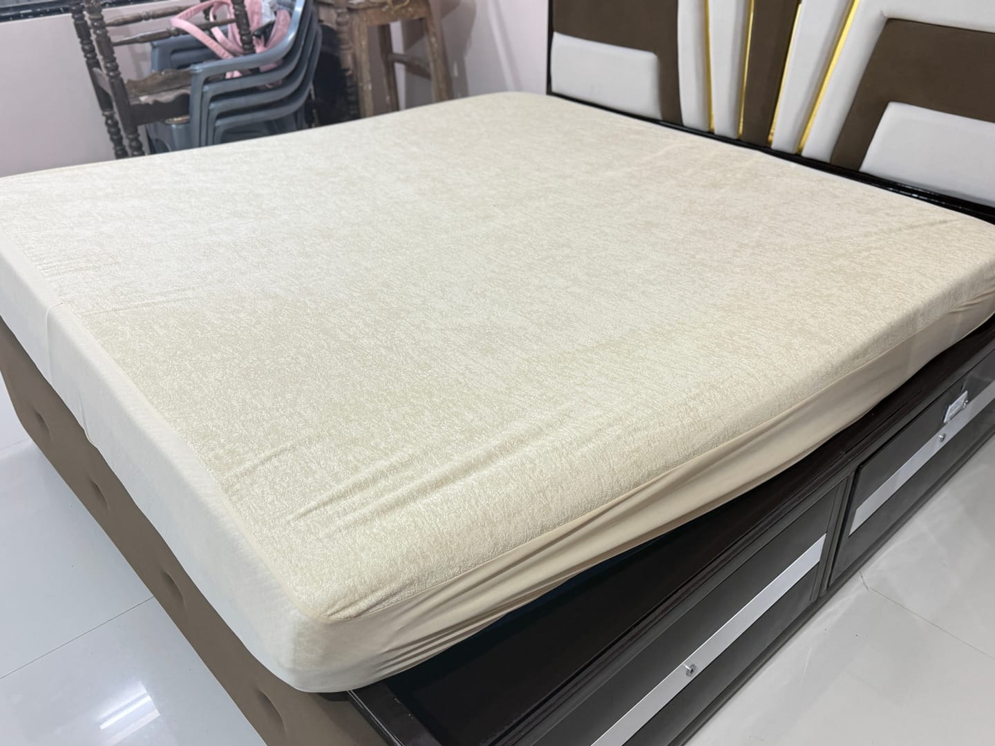 Customer photo review of Flo Super Soft Fitted Bedsheet