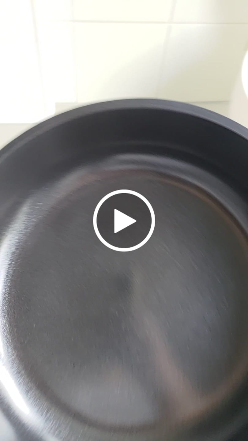 Customer video review of Sola Koekenpan Ceramic Deluxe ø 24 cm - Inductie geschikt - keramische anti-aanbaklaag