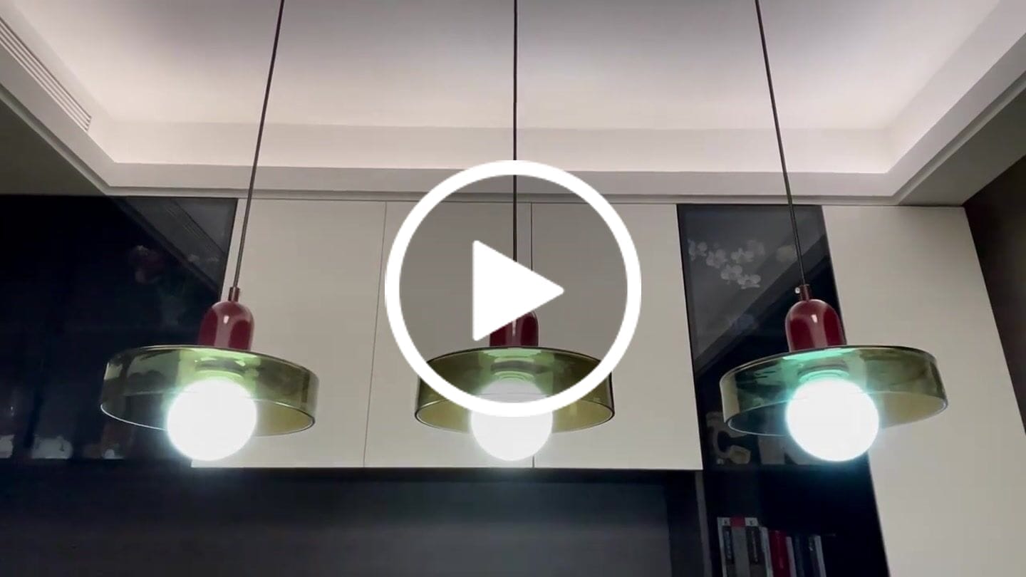 Customer video review of Luminária Pendente Moderna Nórdica